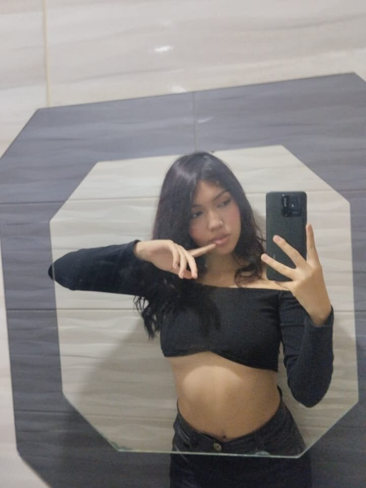 Ameliiaa_tay Chatroom