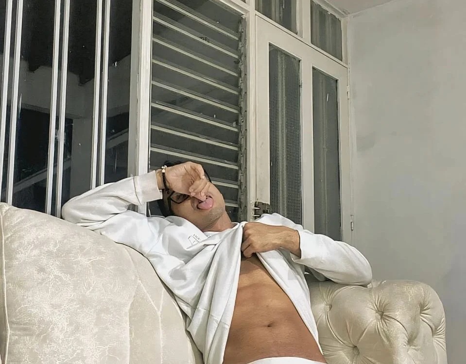 Amir_guy_ Chatroom