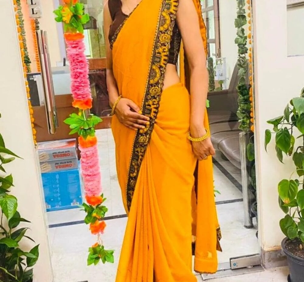 Amisha_Lovely Chatroom