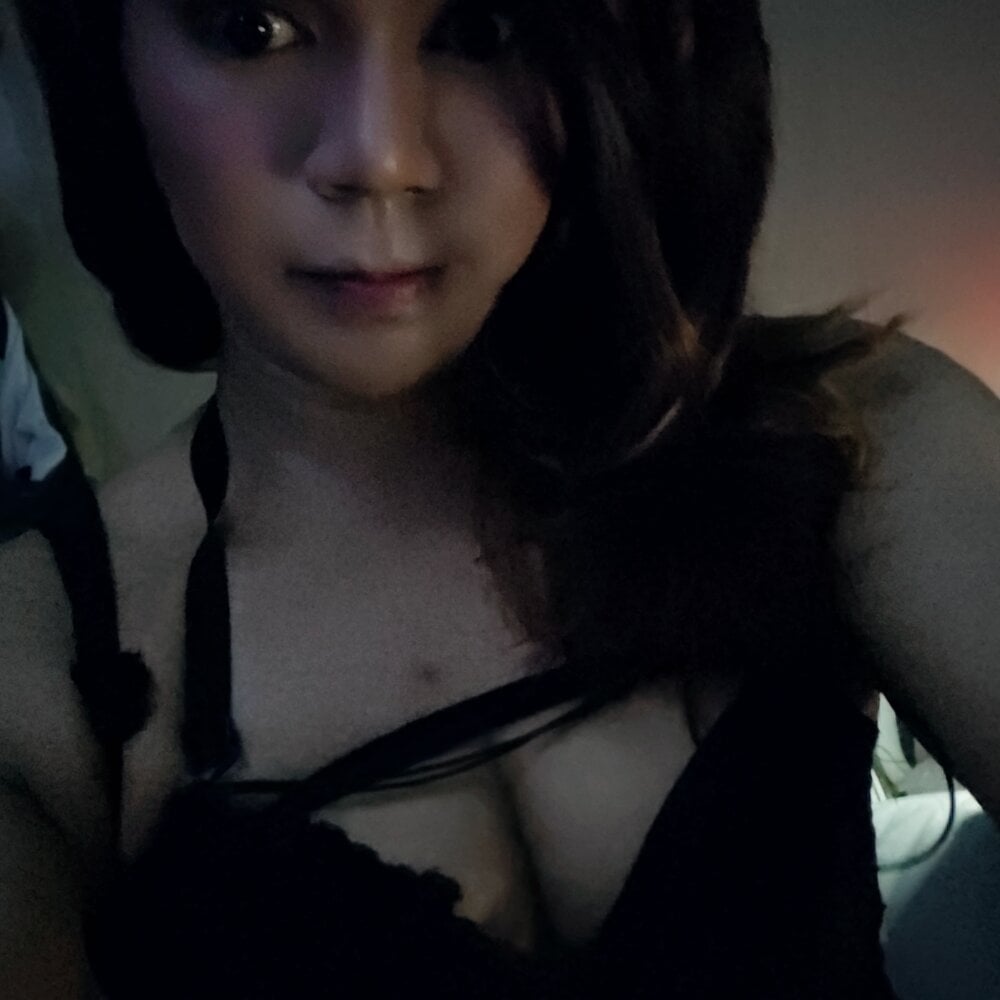 AmusiveInvention66 Chatroom