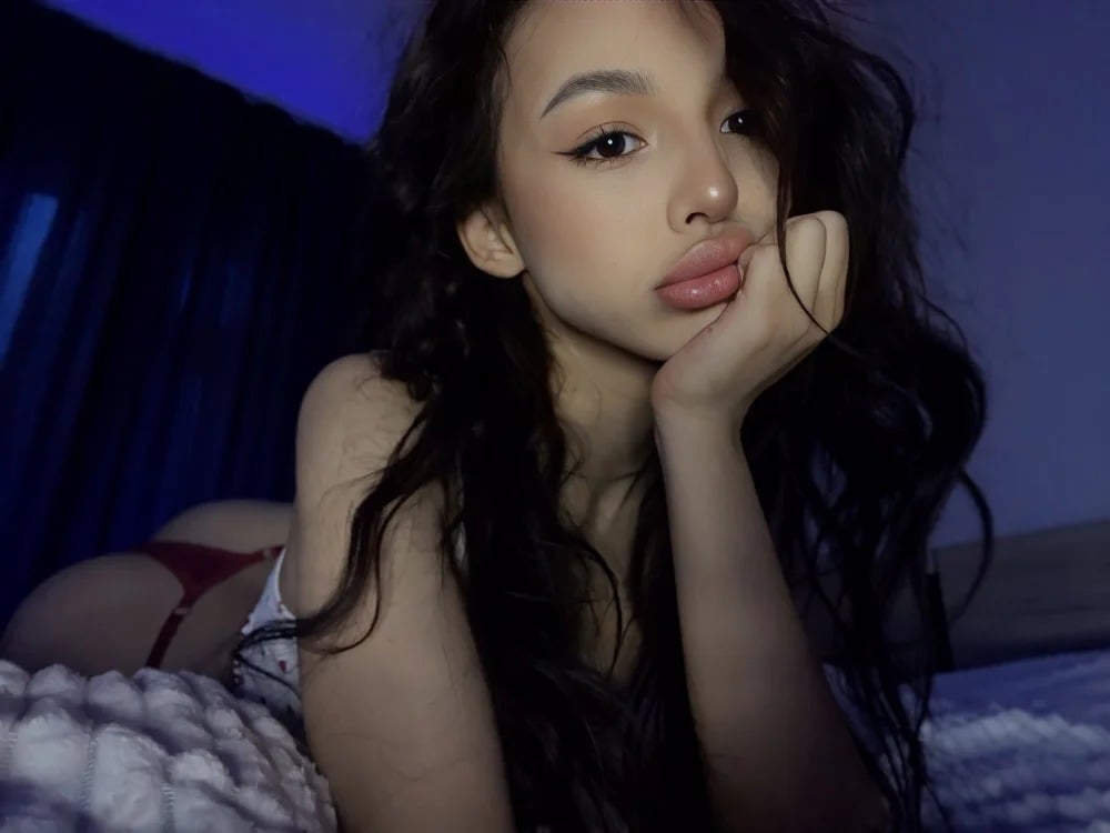 Ana_Lunas Chatroom