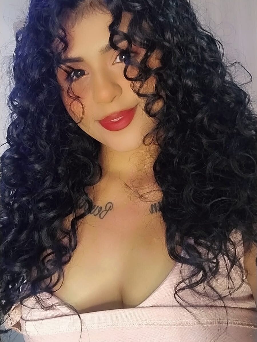 Anabacker01 Chatroom