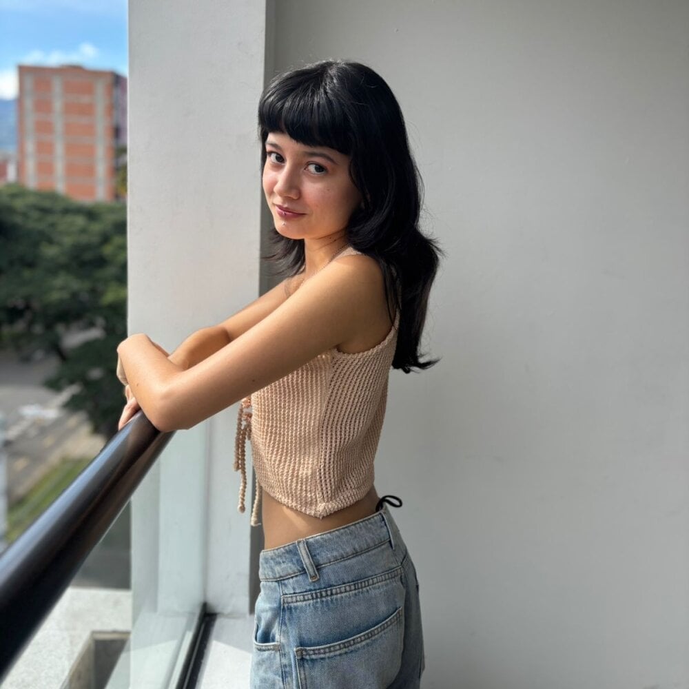 AnaisVelvet7 Chatroom