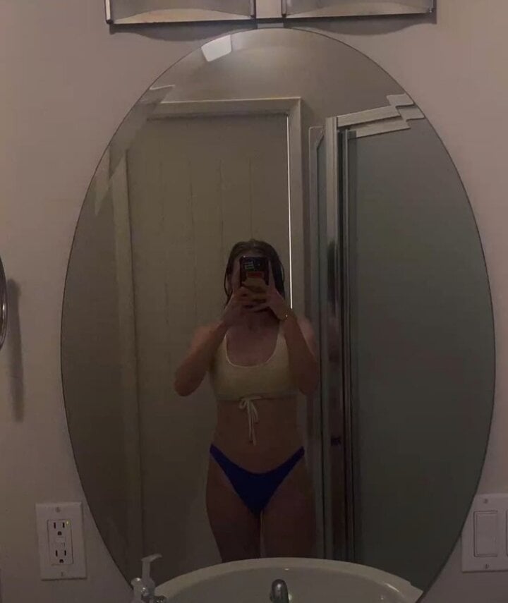 Anamika-singhania Chatroom