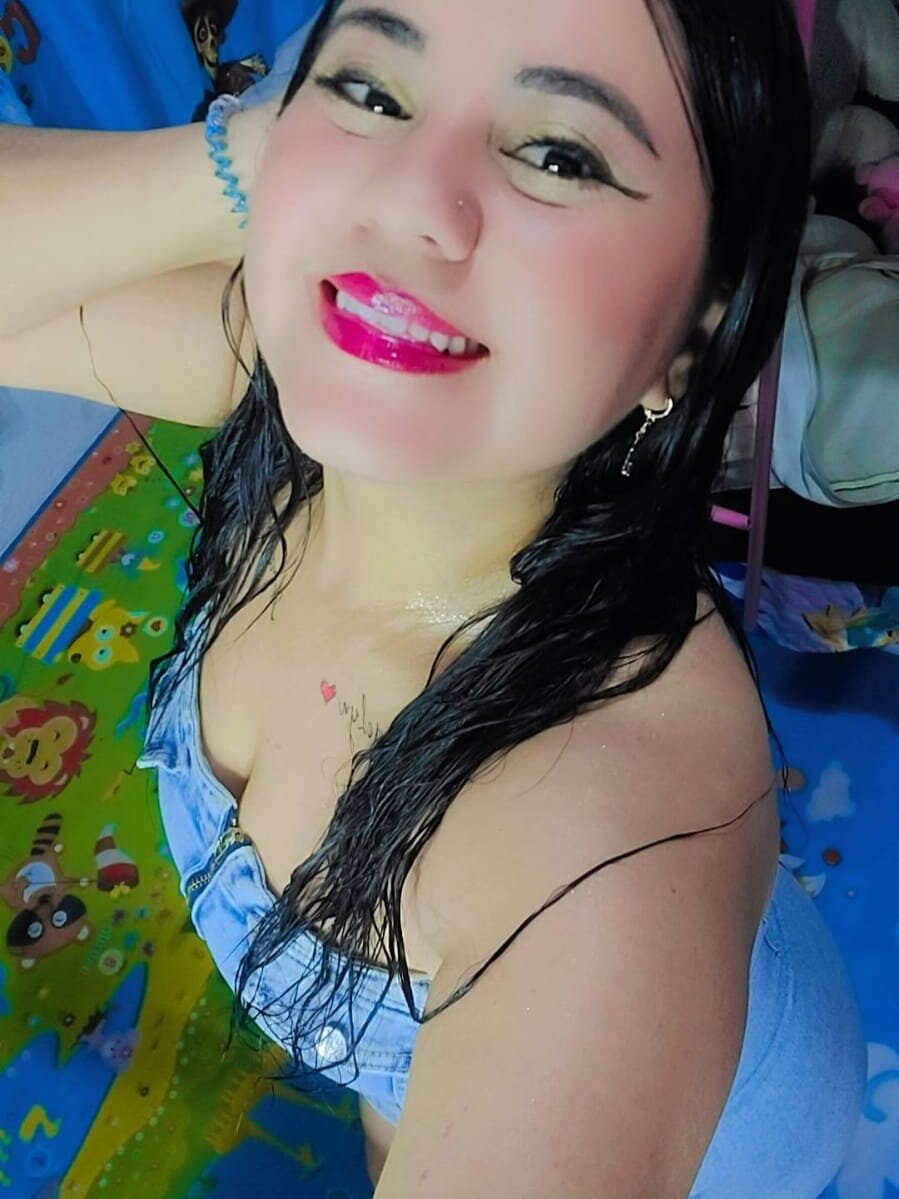 Anastasia_Pearl_ Chatroom