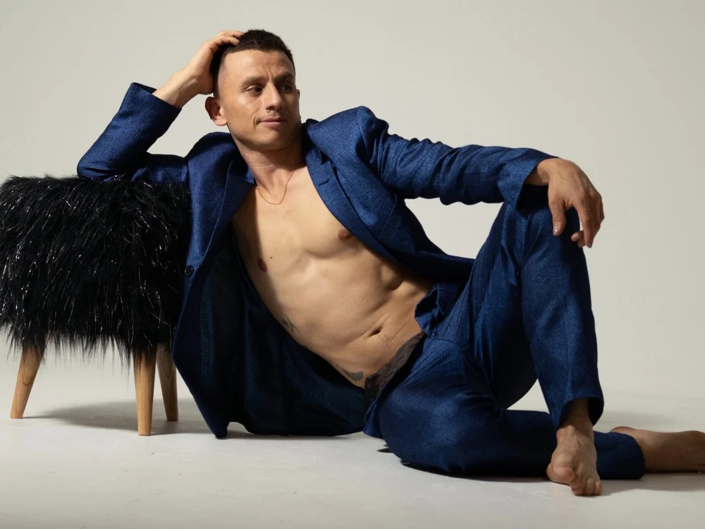 Andreew_falcon Chatroom