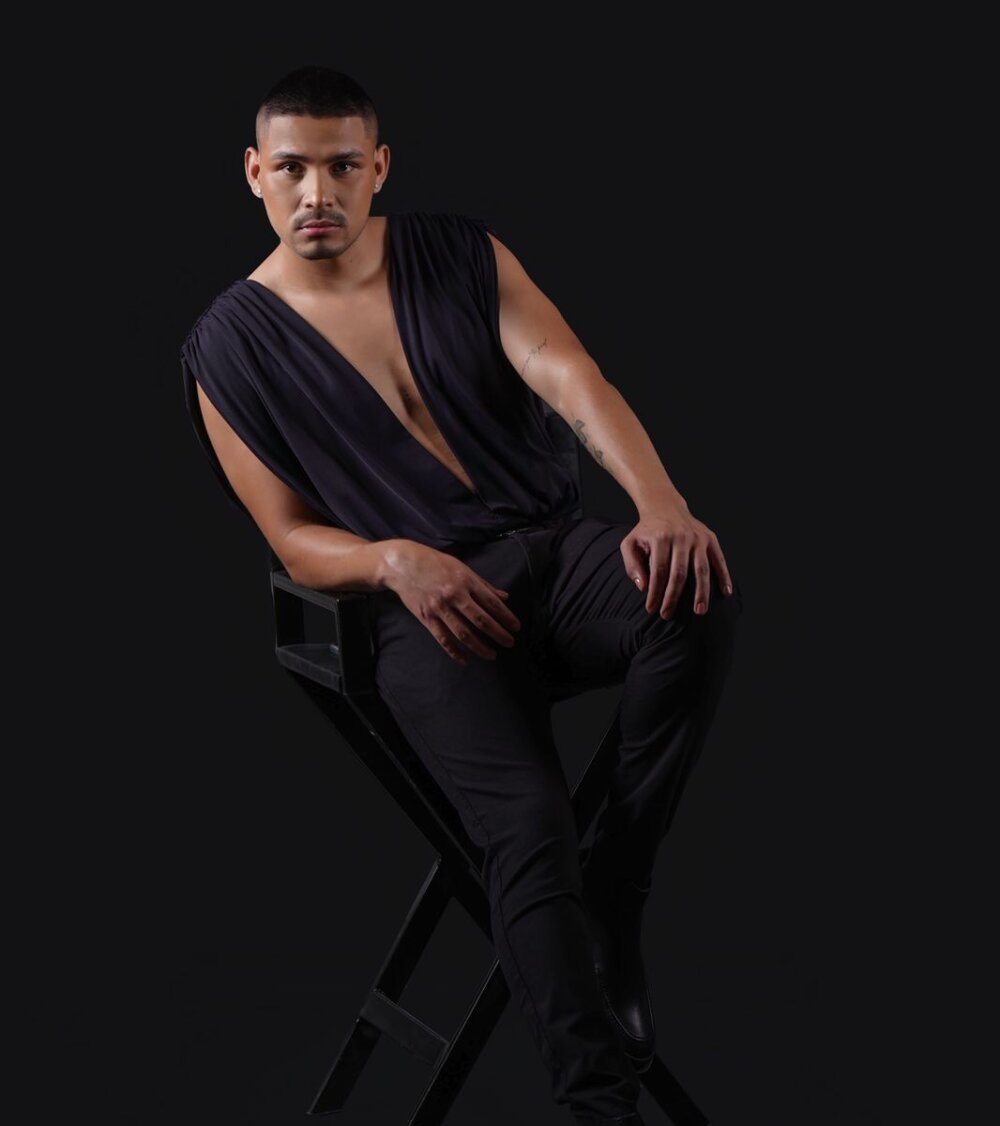 AndresSterling_ Chatroom