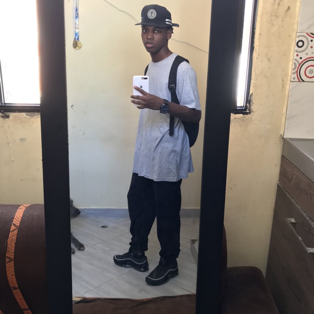Andres_11 Chatroom