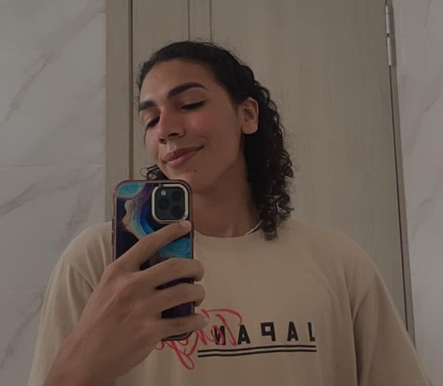 Andres_tang12 Chatroom