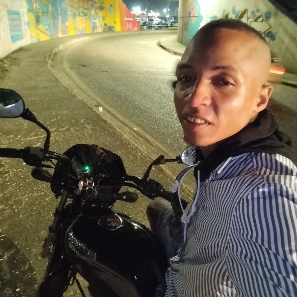 Andreskelly Chatroom