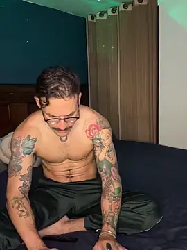 Andy_Stivens Chatroom