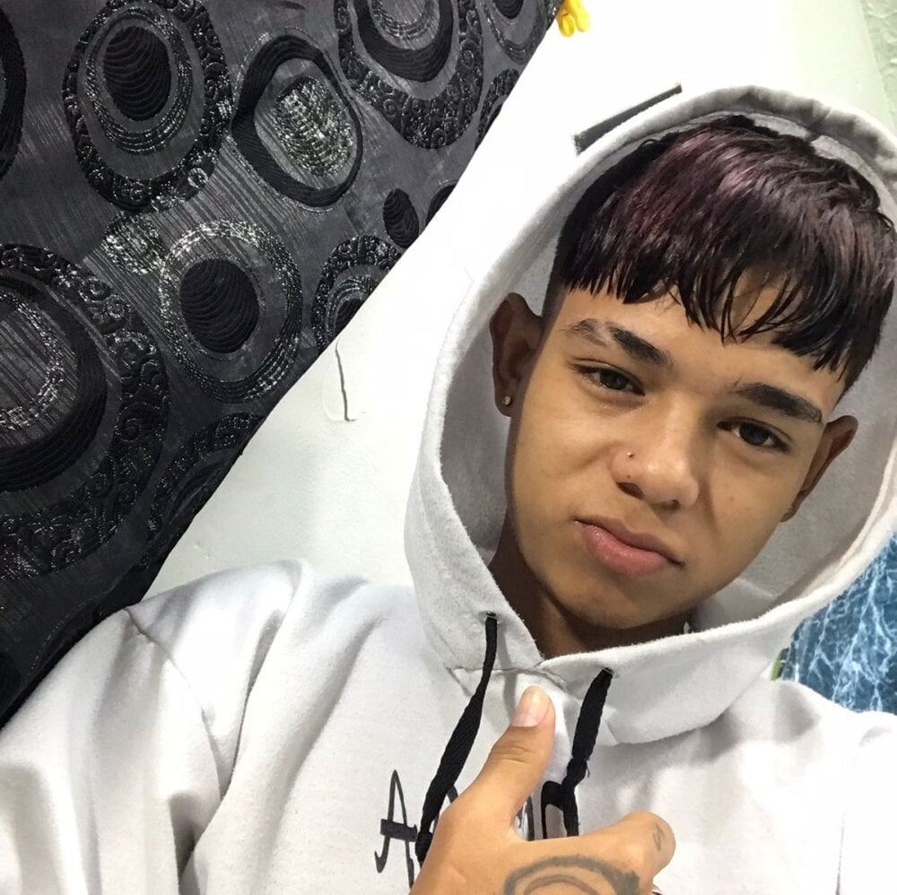 AngelCute19 Chatroom