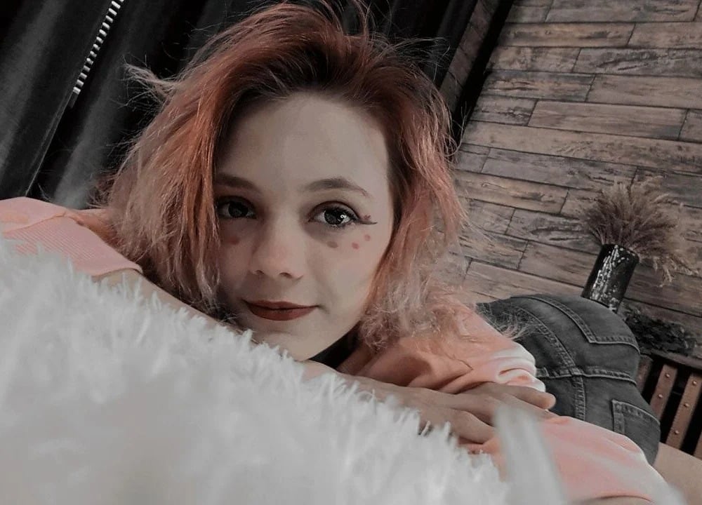 AngelEllie Chatroom