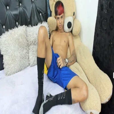 Angel_Boycute18 Chatroom