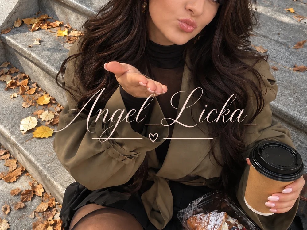 Angel_Licka_ Chatroom