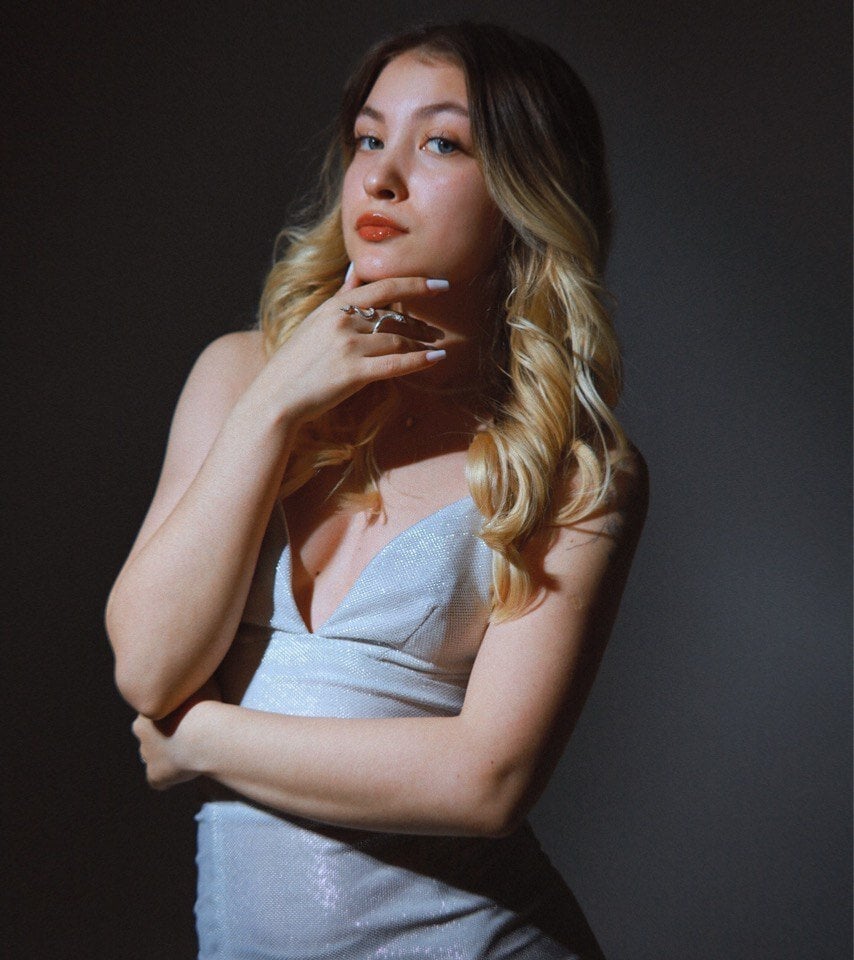 Angel__Grace Chatroom