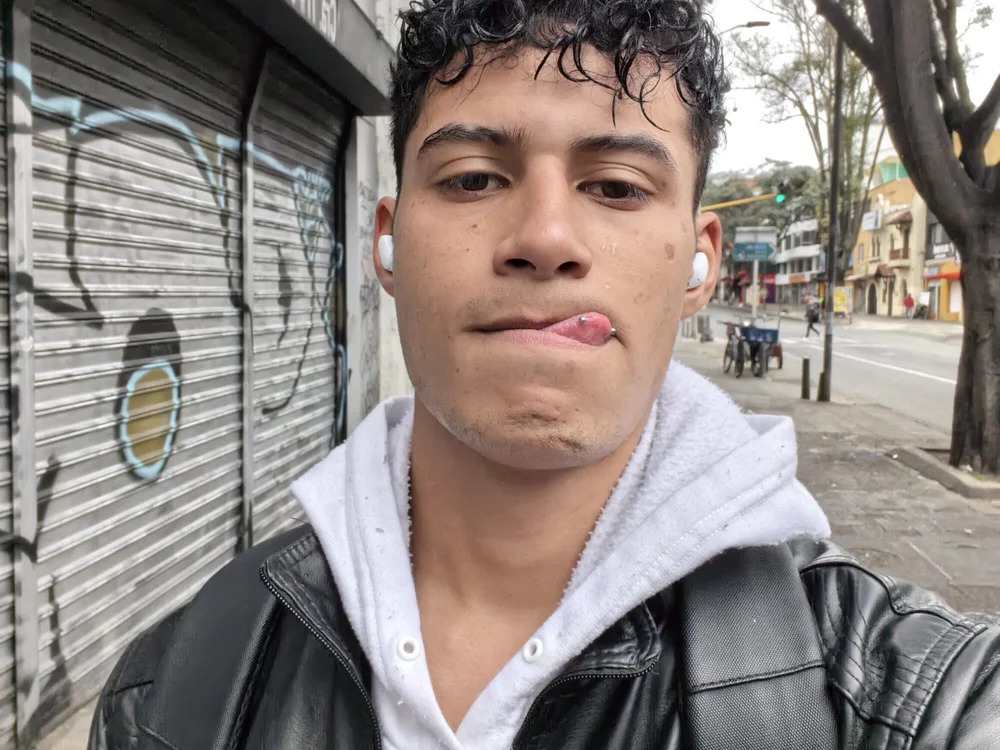 Angel_o_silva Chatroom