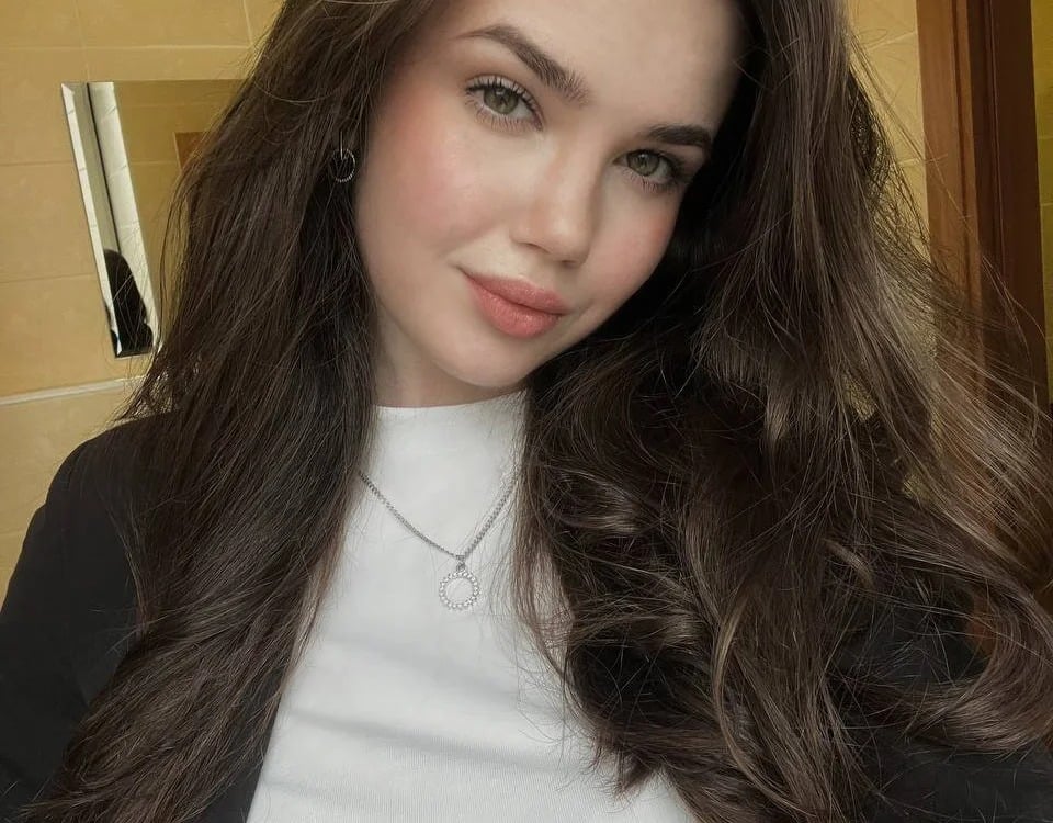 AngeliaCagnon Chatroom