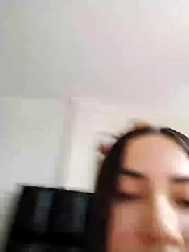 Angelina_Mae Chatroom