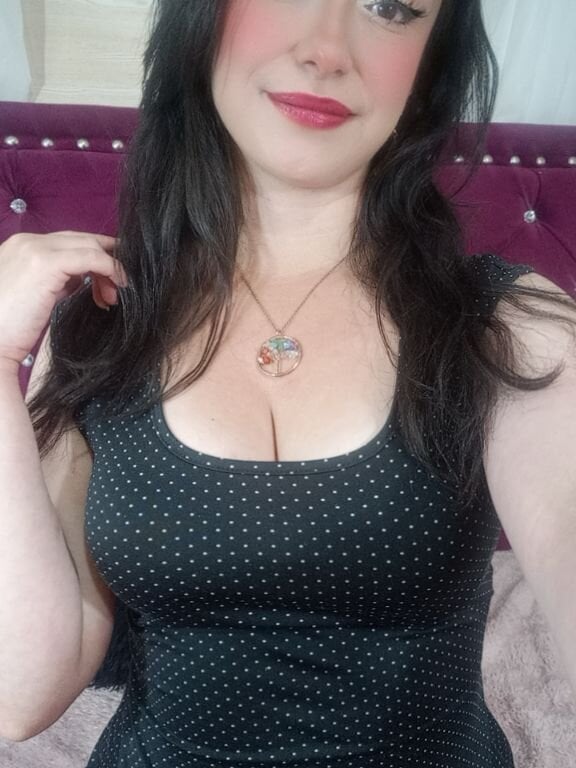Angelique_kaisley Chatroom