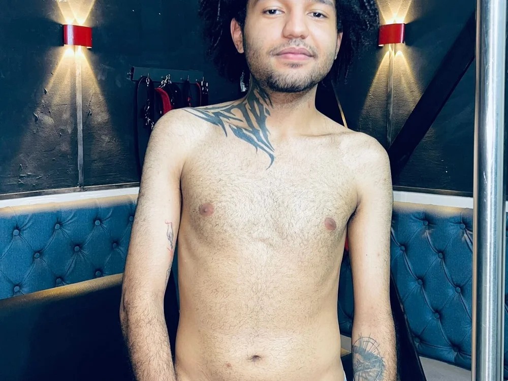 Angelo_Blessed Chatroom