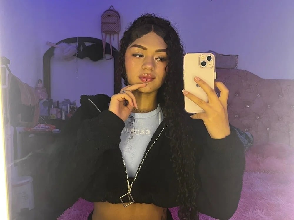 Angelrush_v Chatroom