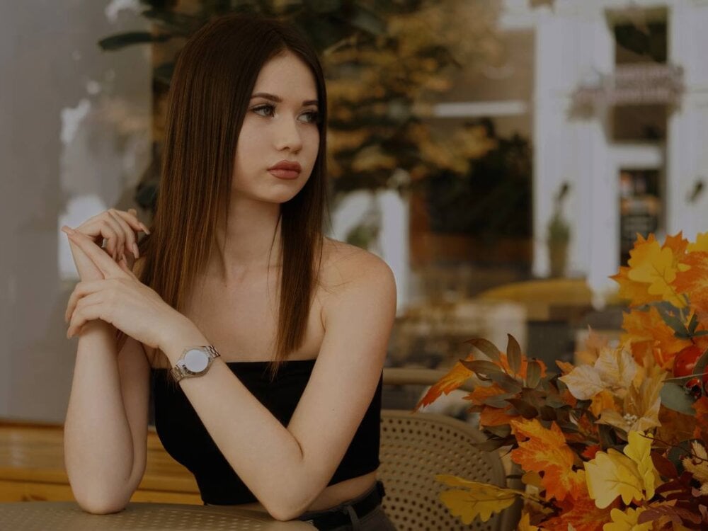 AngilaWineberg Chatroom