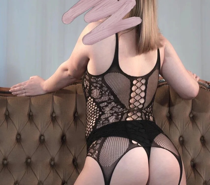 AnikaXRose Chatroom