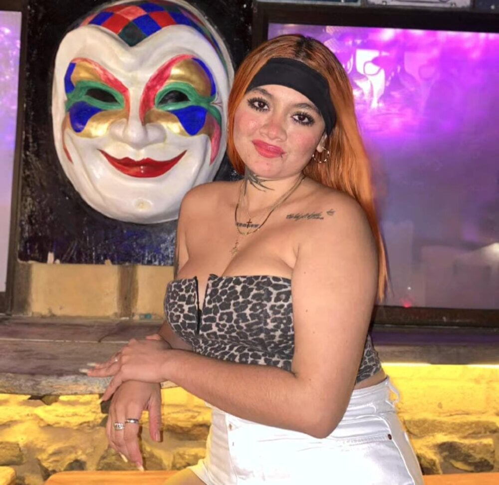 Anikka_Albrite_ Chatroom