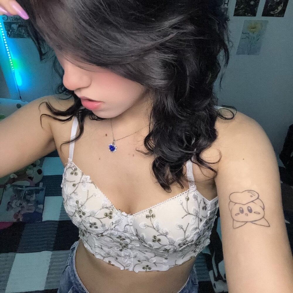 Anna17_ Chatroom