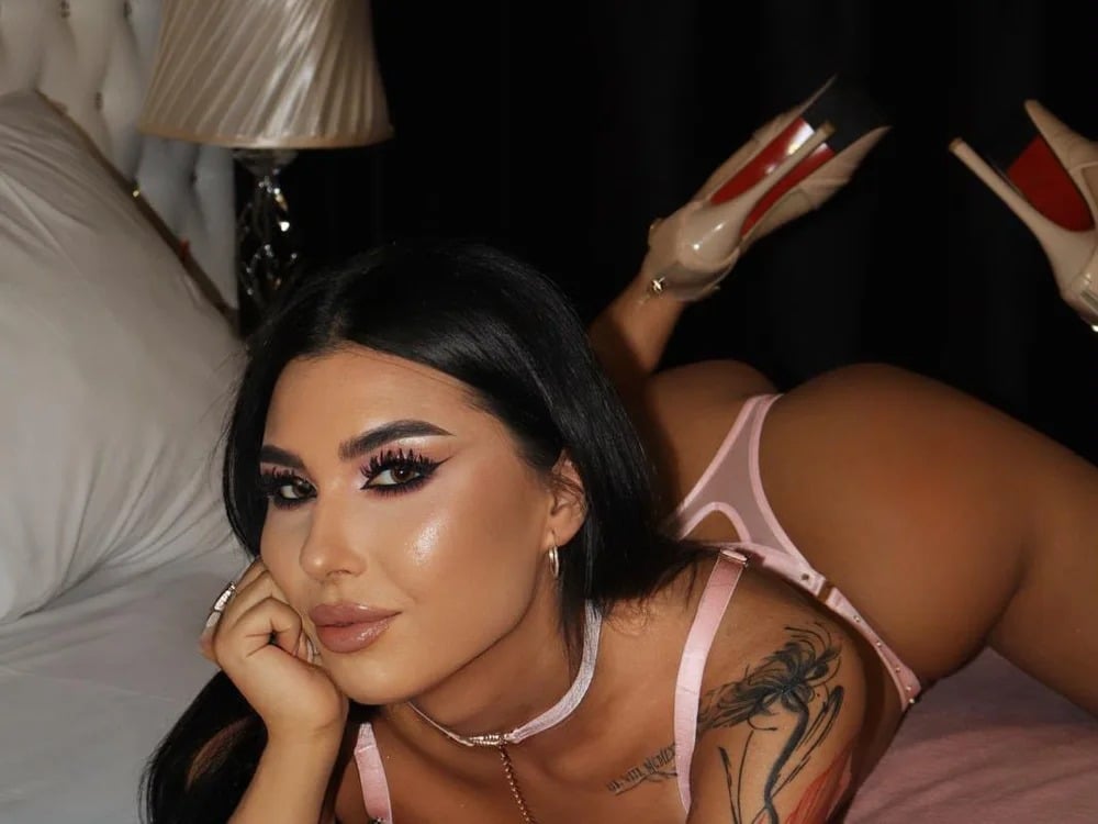 AnnaFoxxx Chatroom