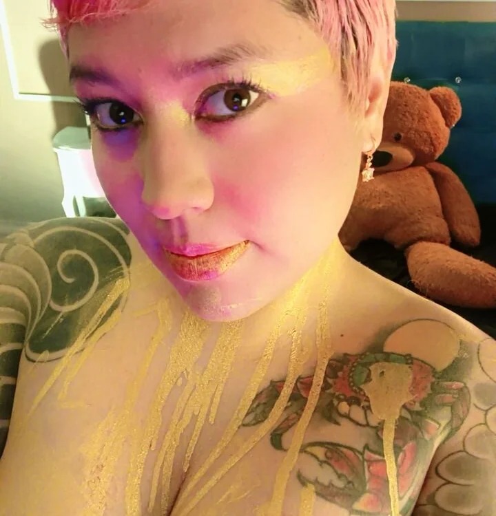 AnnaPinupLove Chatroom