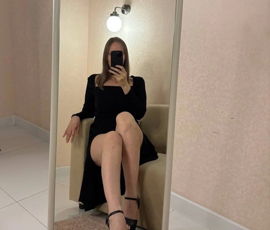 AnnaSullivan Chatroom