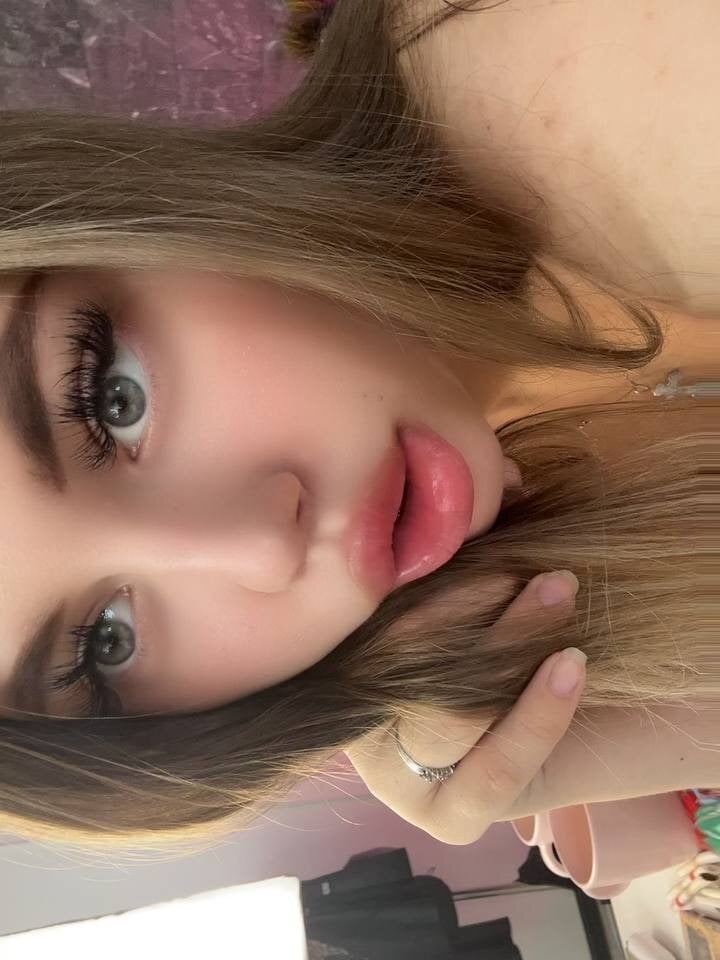 Anna_Lov_ Chatroom