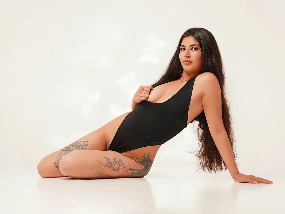 Annie_Becked Chatroom