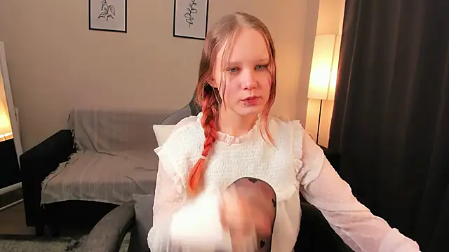 Annie_Forman Chatroom