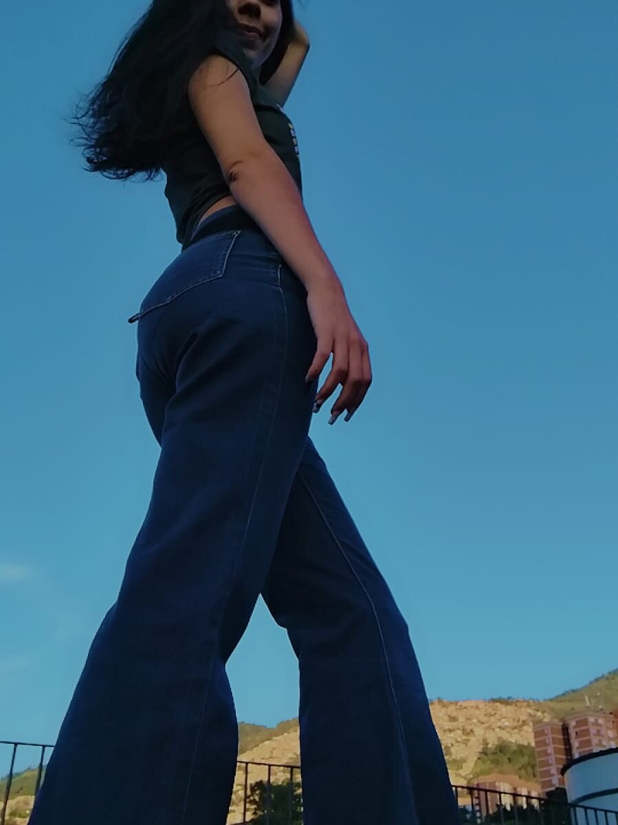 Annie_rosse1017 Chatroom