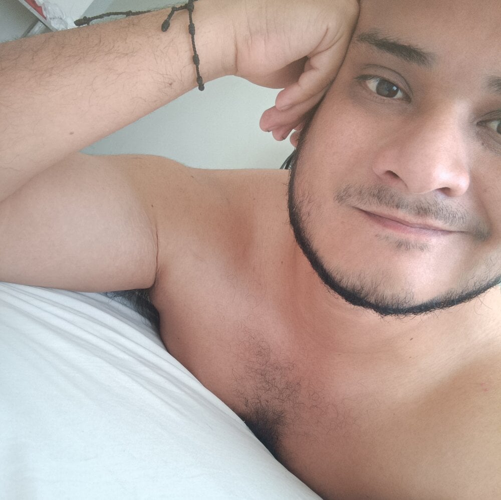 Antho321321 Chatroom