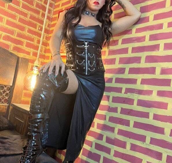 Anthonella_duran Chatroom