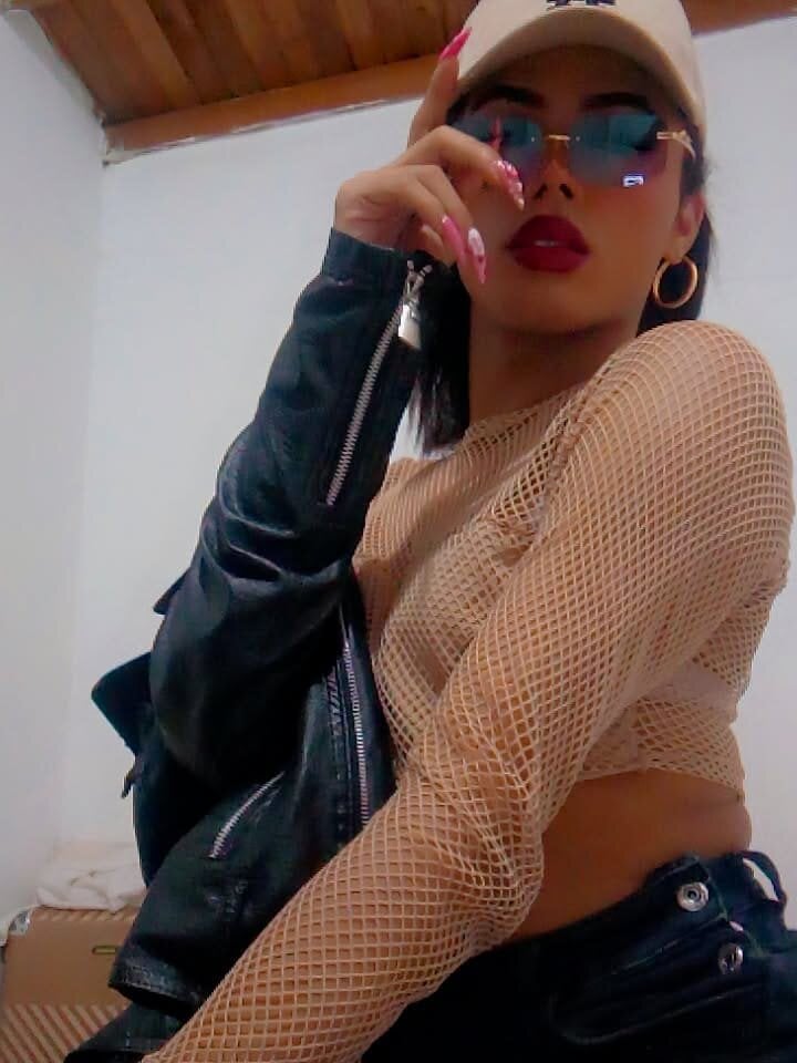 Antonela_Diamonds Chatroom