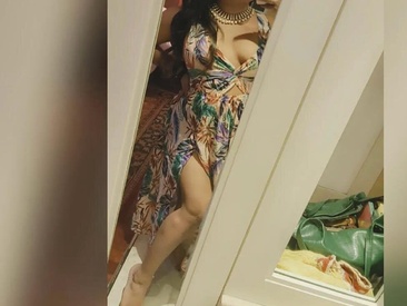 anvi-hotty09