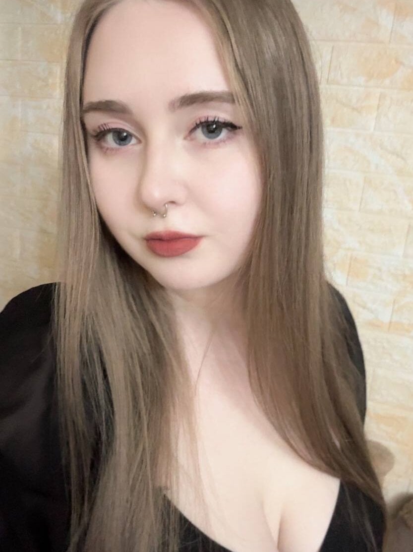 AprilHughes Chatroom