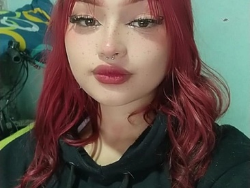 ari-pinkk