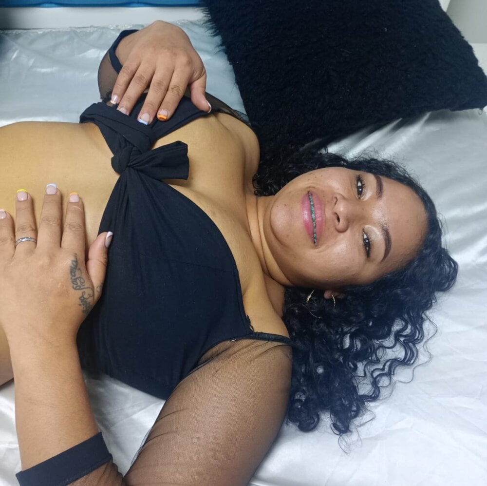 Ariadna_Naughty Chatroom