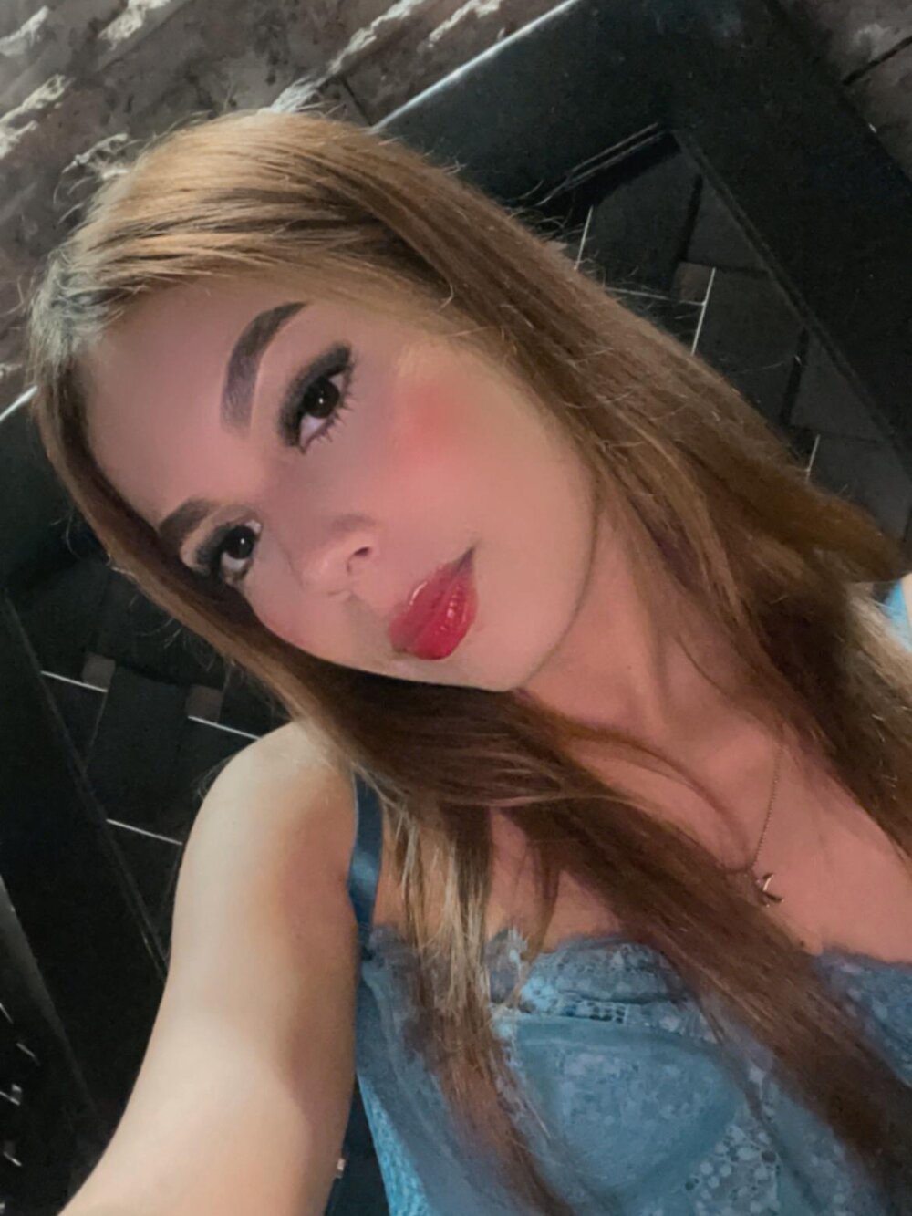 Ariana_vega_ Chatroom