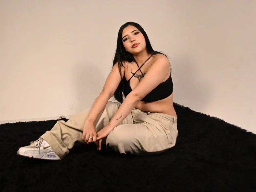ArielBellrose Chatroom