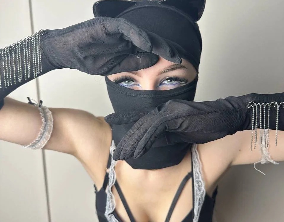 ArielDreamm Chatroom