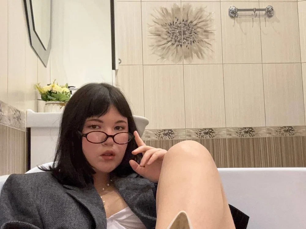 Ariella__cute Chatroom