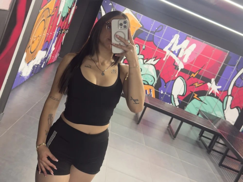 Ariiaa_ Chatroom