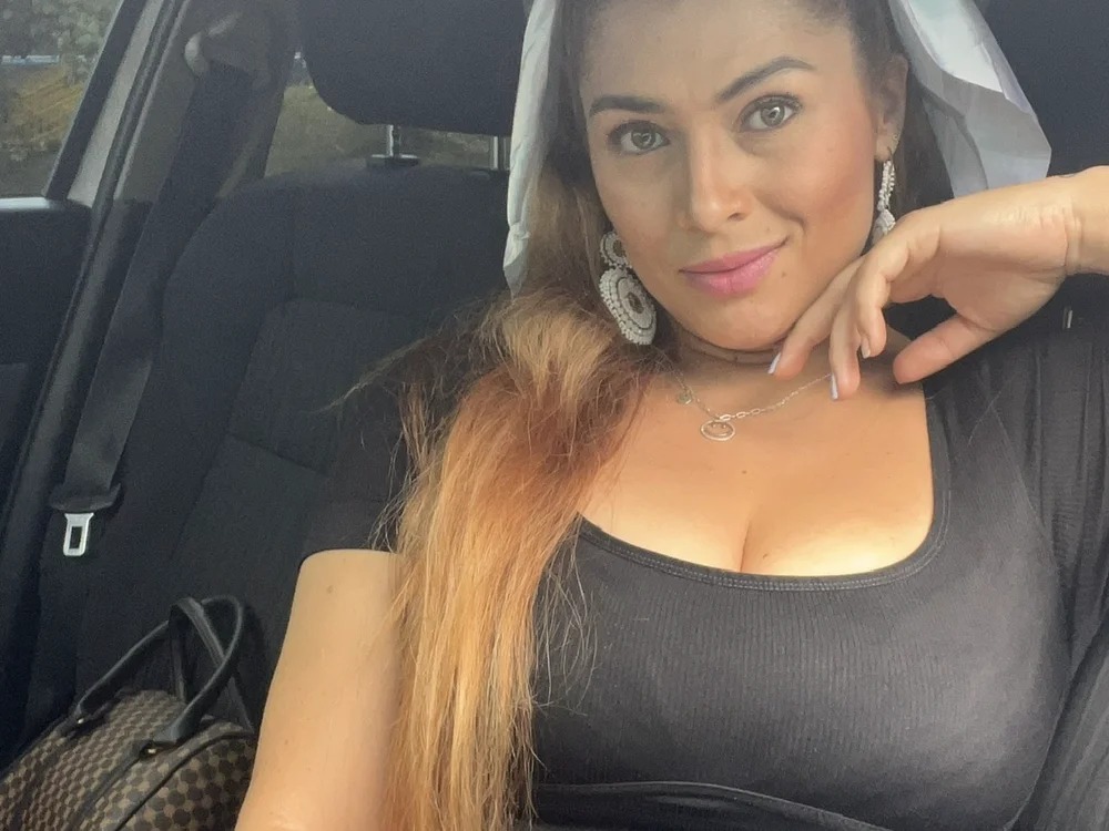 Ariza_a Chatroom